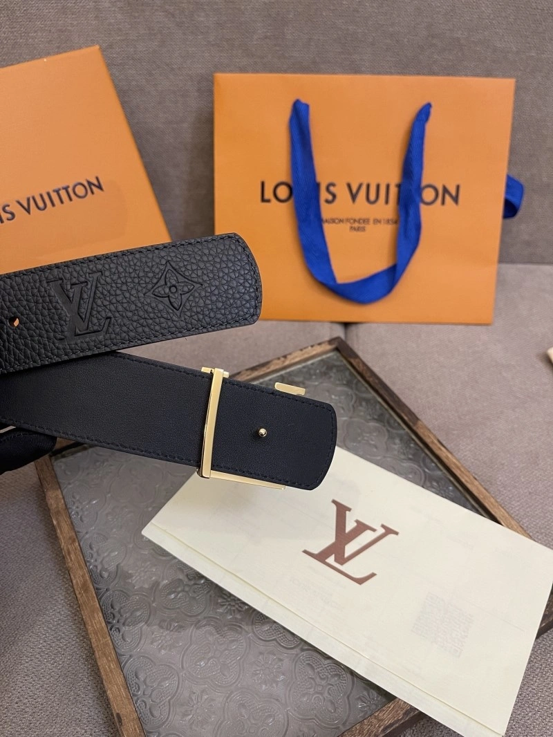 UrbanChic Louis Vuitton Belts 301630