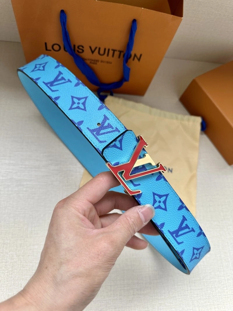 Cozy Louis Vuitton Belts 301599