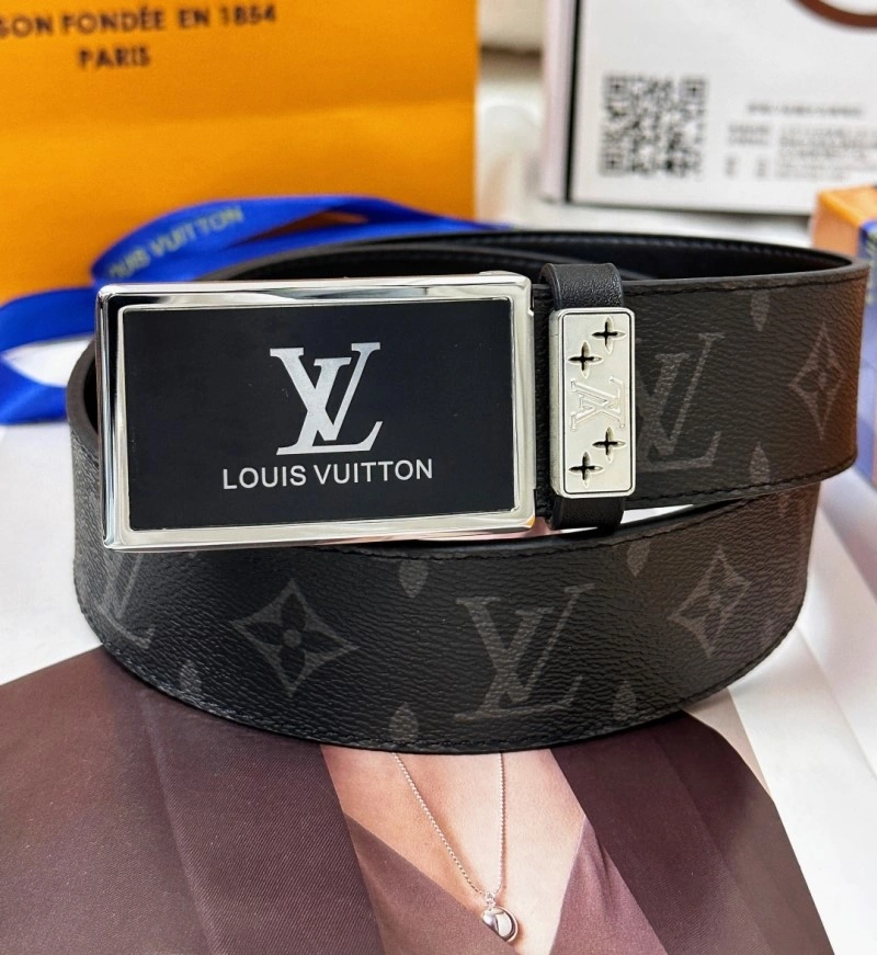 FashionForward Louis Vuitton Belts 301580