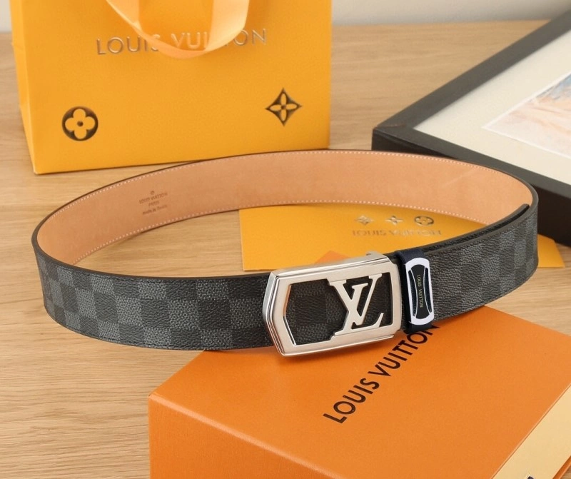 Louis Vuitton Belts Flexible 301546