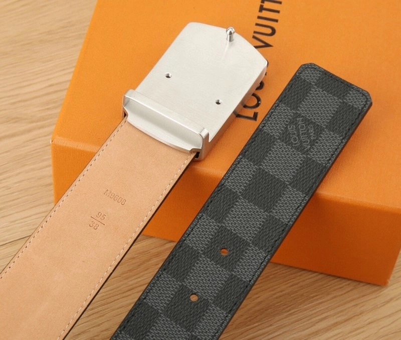 Louis Vuitton Belts Flexible 301546