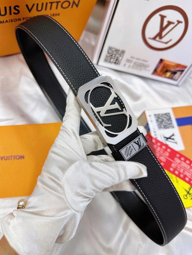 Lightweight Louis Vuitton Belts 301563