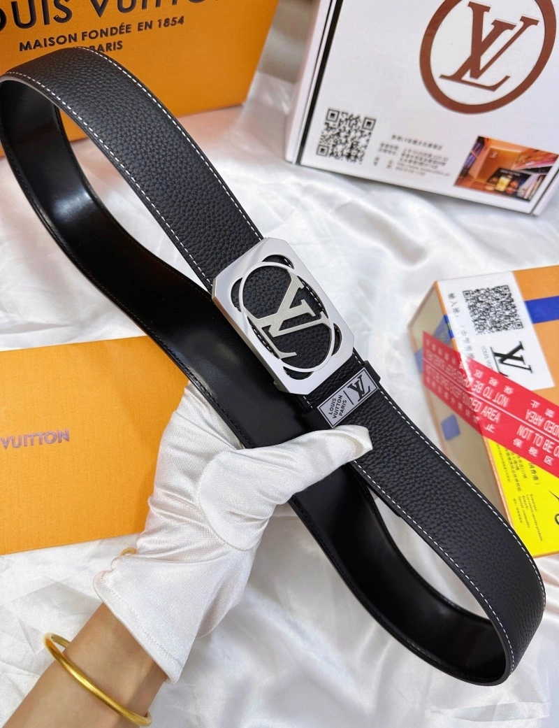 Lightweight Louis Vuitton Belts 301563