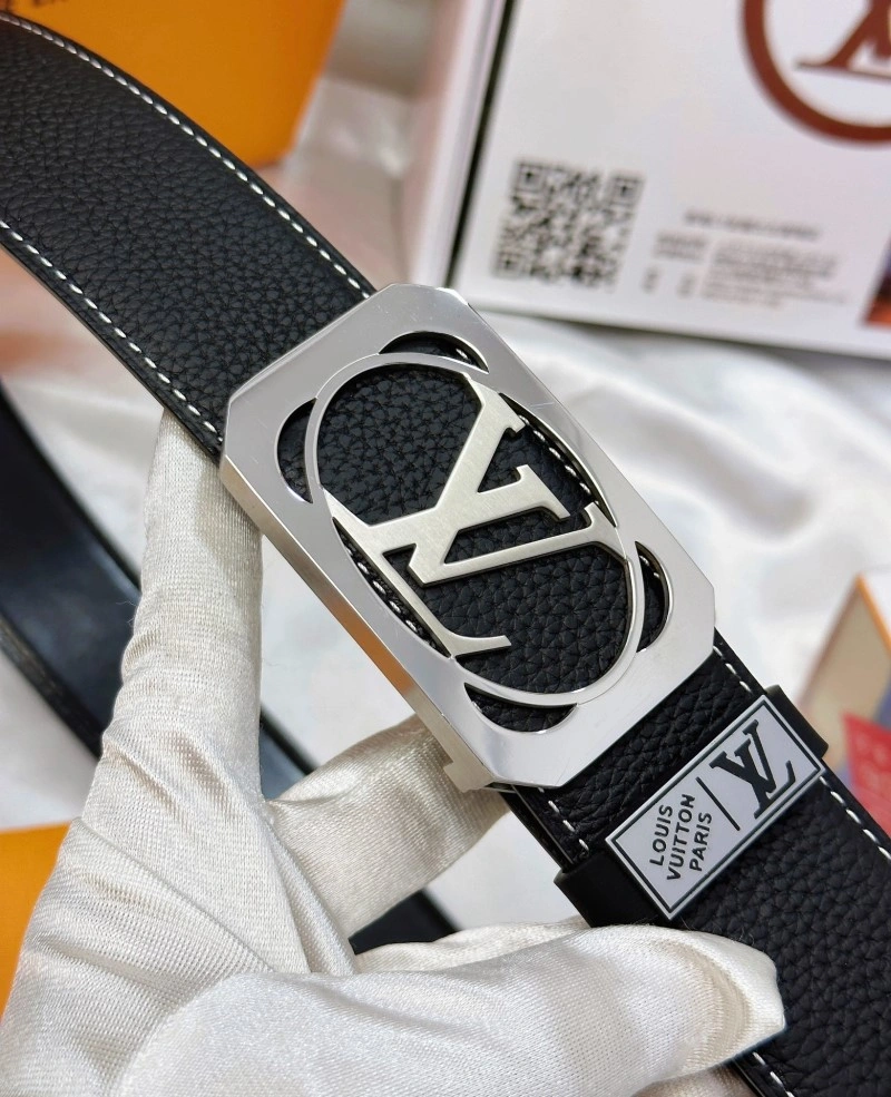 Lightweight Louis Vuitton Belts 301563