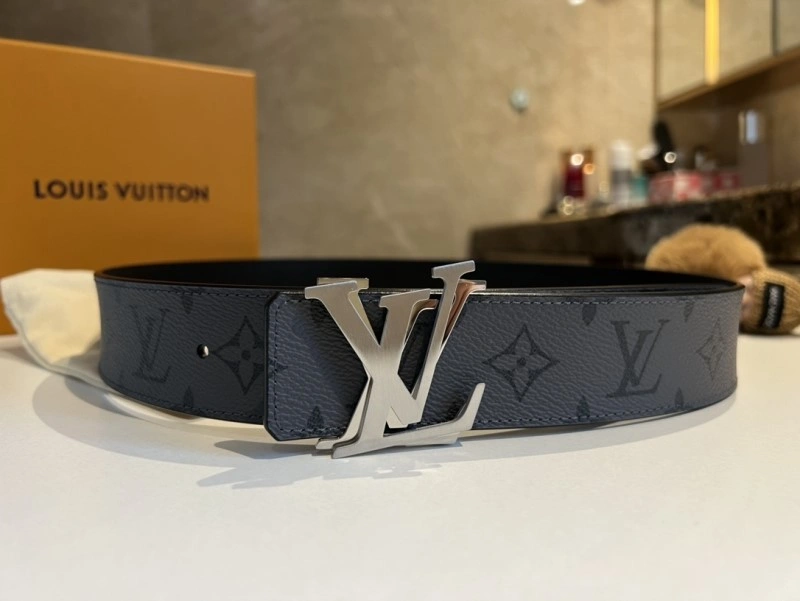 Louis Vuitton Belts UrbanStyle 301558