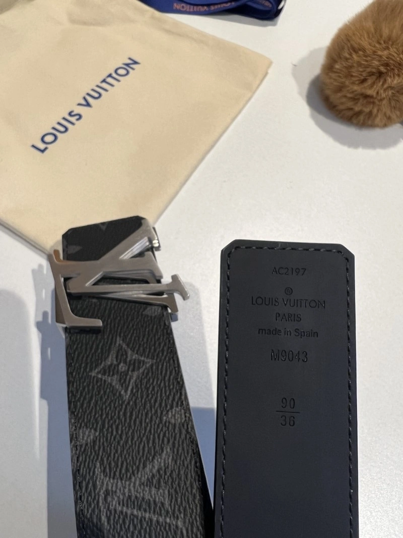 Soft Louis Vuitton Belts 301552