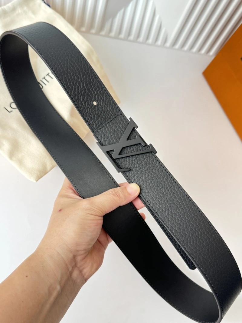 UrbanChic Louis Vuitton Belts 301544