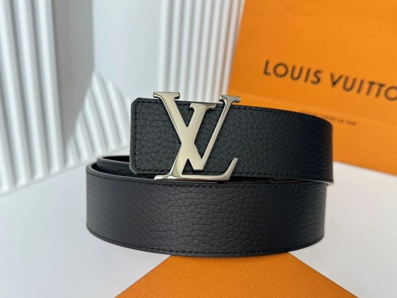 Minimalist Louis Vuitton Belts 301543