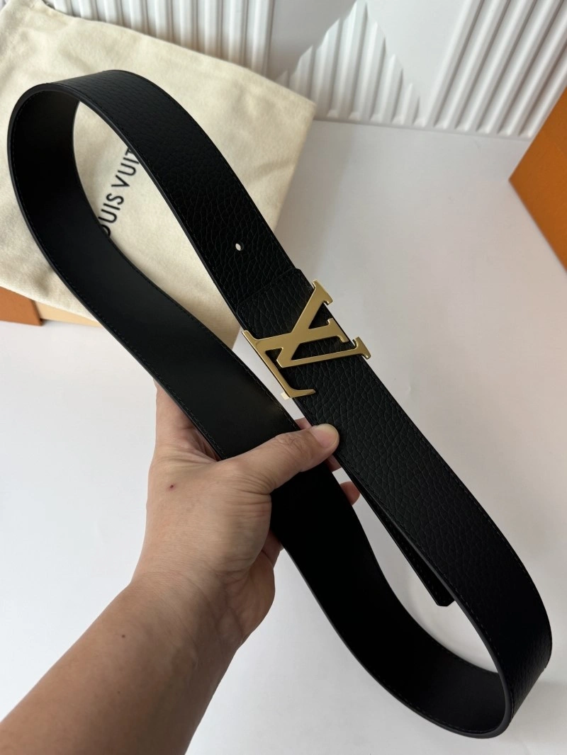 Packable Louis Vuitton Belts 301554