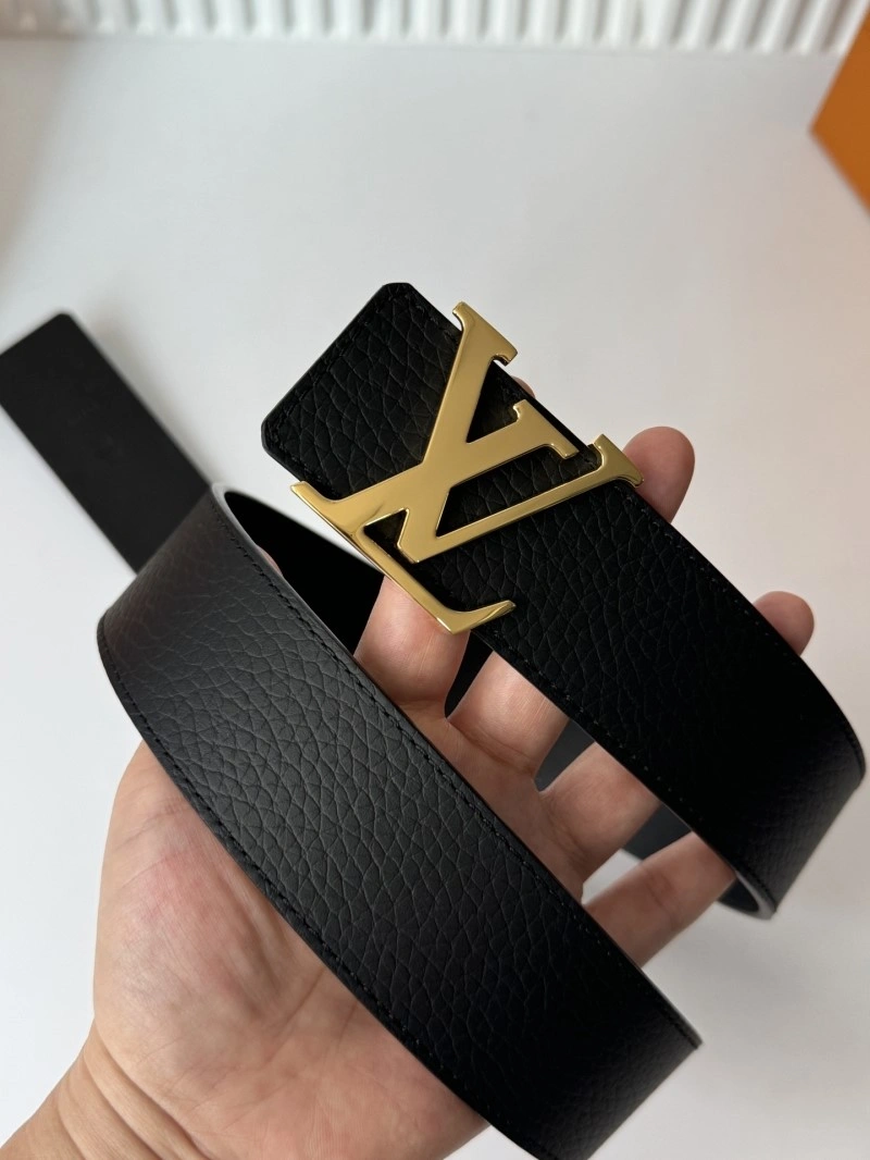 Packable Louis Vuitton Belts 301554