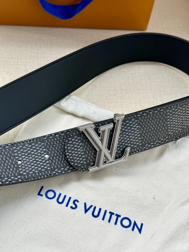 Louis Vuitton Belts FashionForward 301524