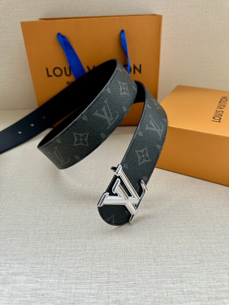 Louis Vuitton Belts FashionForward 301524