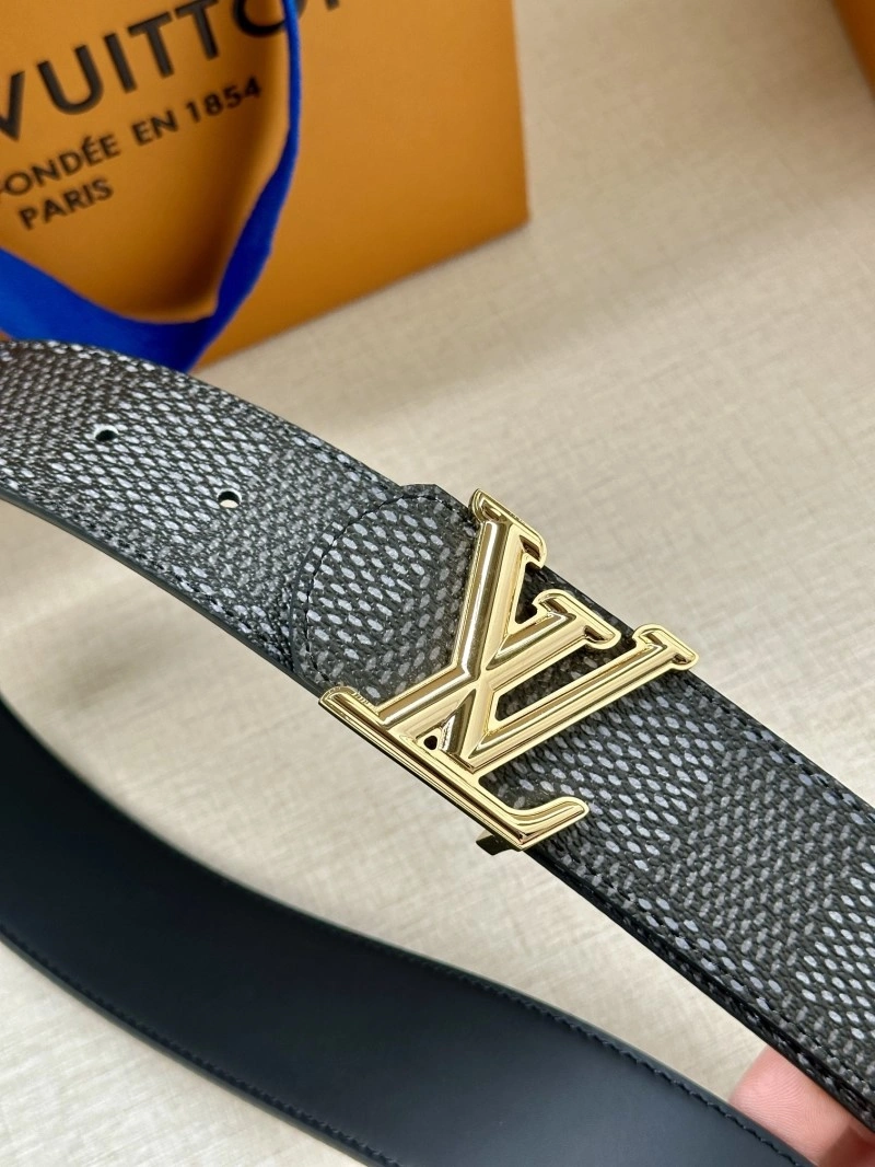 Lightweight Louis Vuitton Belts 301515