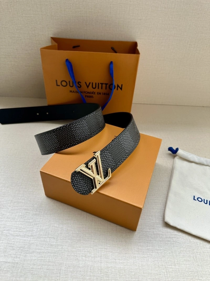 Lightweight Louis Vuitton Belts 301515