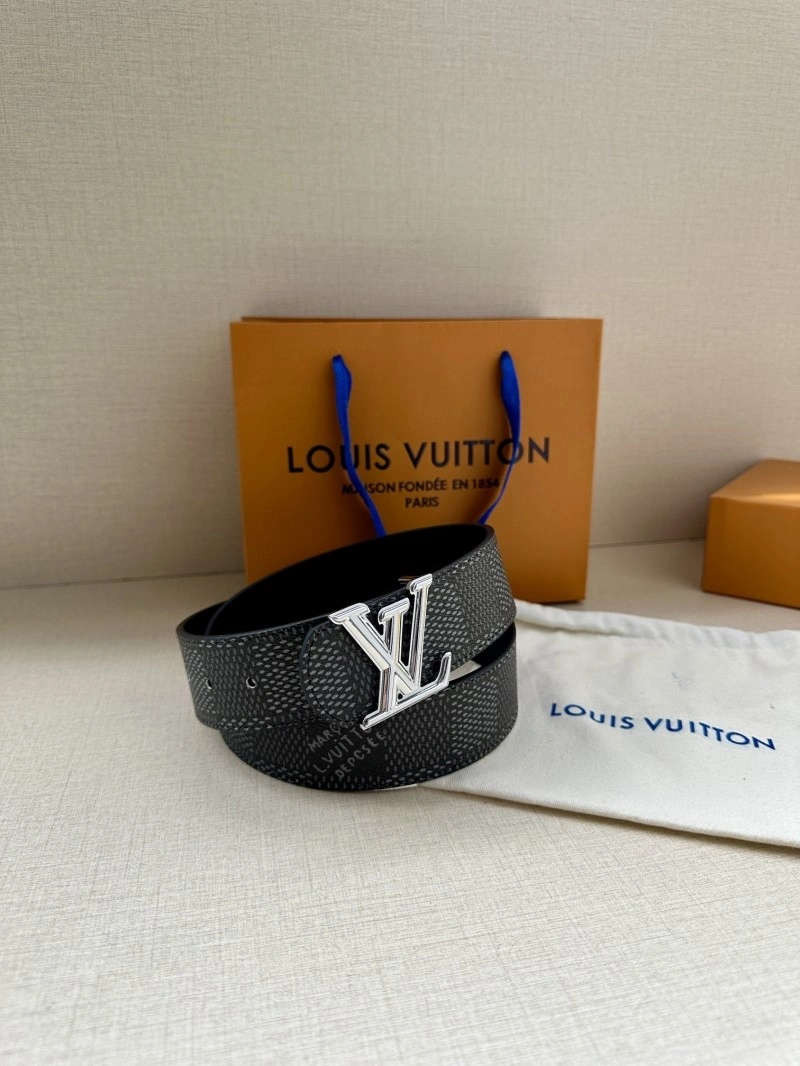 Lightweight Louis Vuitton Belts 301515