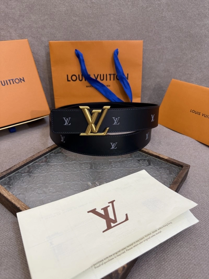 Minimalist Louis Vuitton Belts 301526