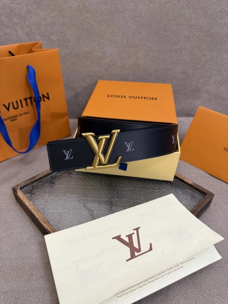 Minimalist Louis Vuitton Belts 301526