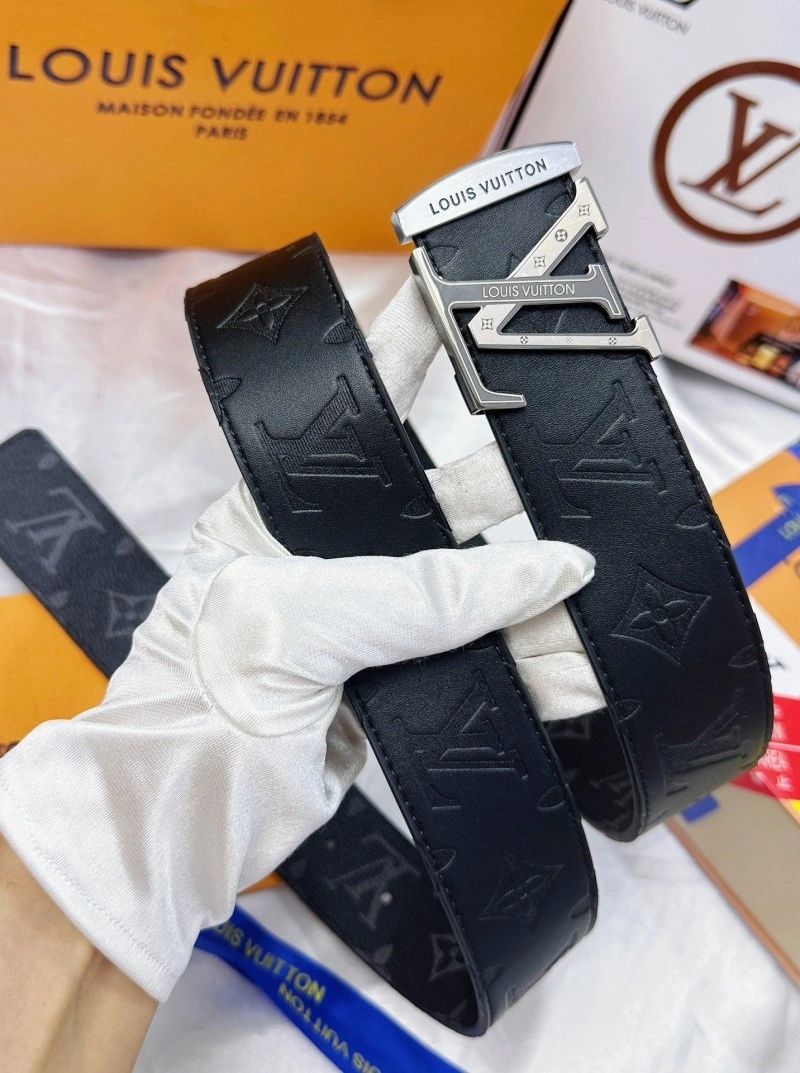 Louis Vuitton Belts AllSeason 301523