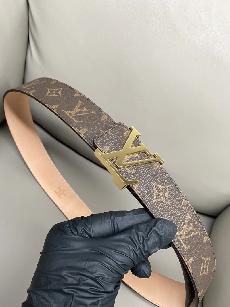 Louis Vuitton Belts Fashionable 301500