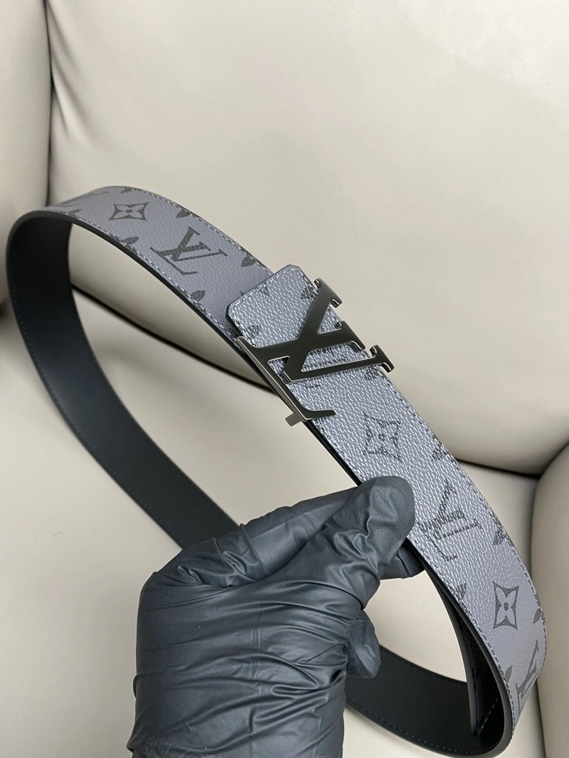 Packable Louis Vuitton Belts 301487