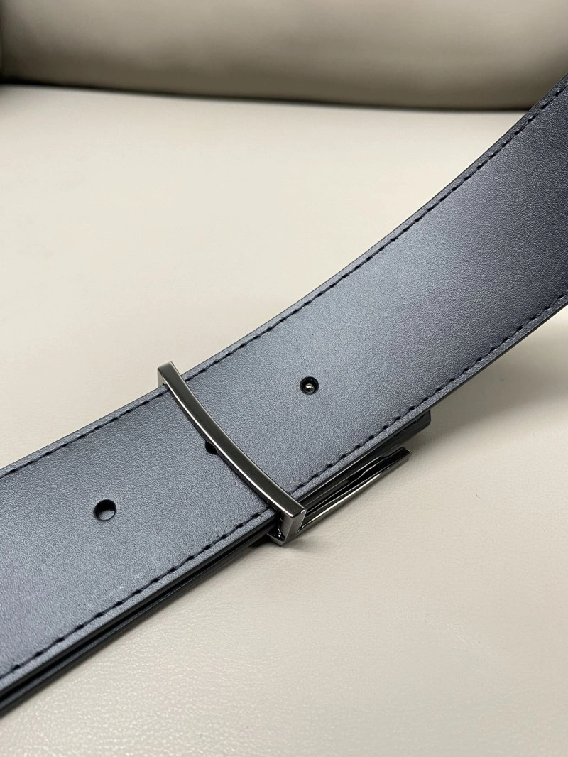Packable Louis Vuitton Belts 301487