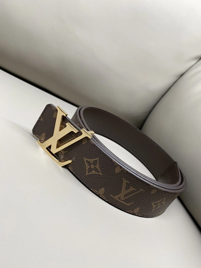 Compact Louis Vuitton Belts 301474