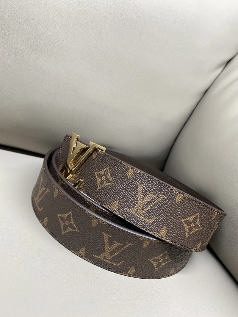 Compact Louis Vuitton Belts 301474