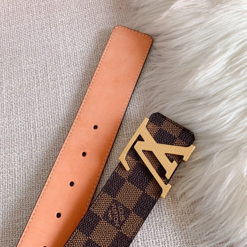 Unique Louis Vuitton Belts 301497