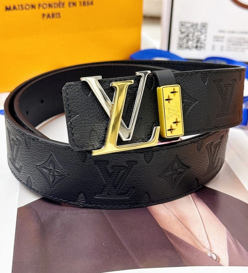 Unique Louis Vuitton Belts 301480