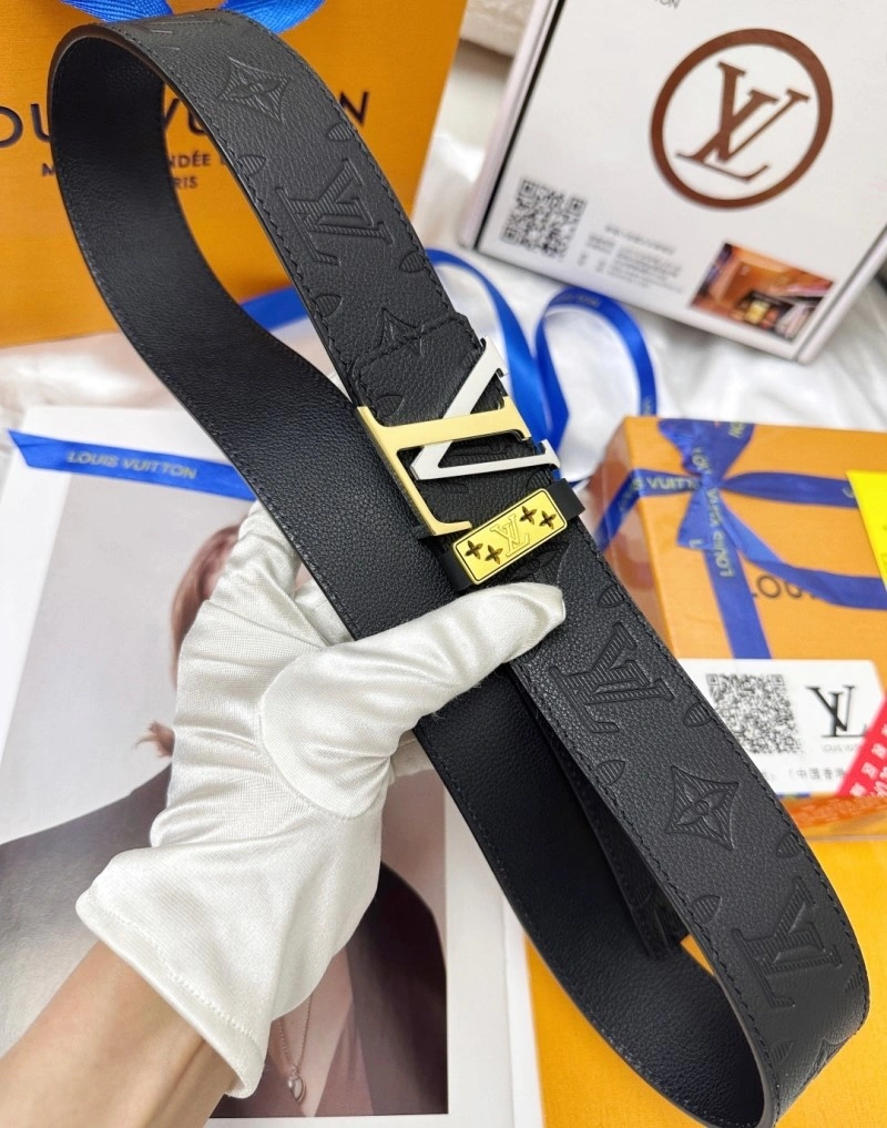 Unique Louis Vuitton Belts 301480