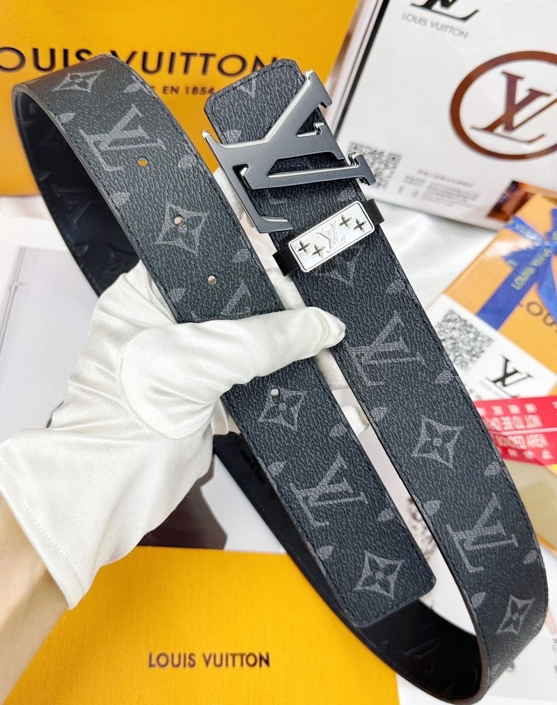 Louis Vuitton Belts Attractive 301447