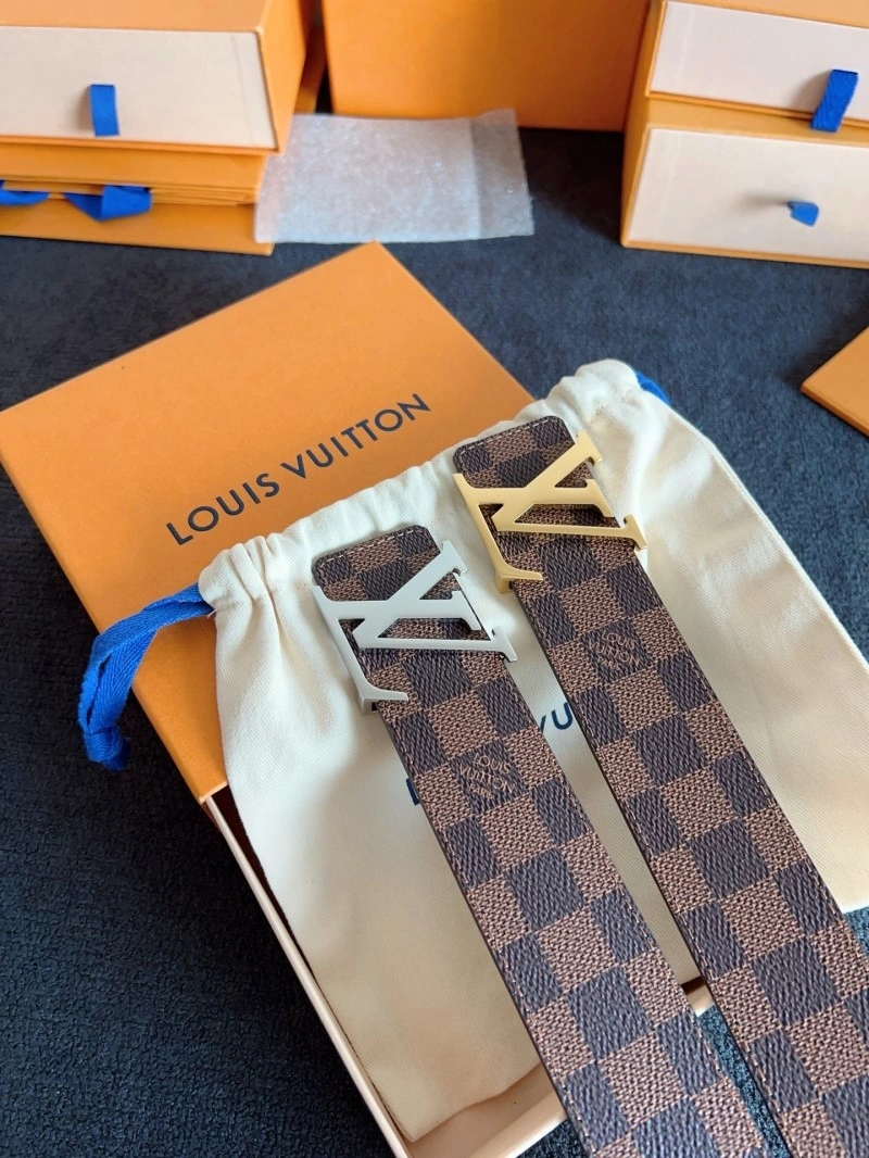 Sophisticated Louis Vuitton Belts 301436