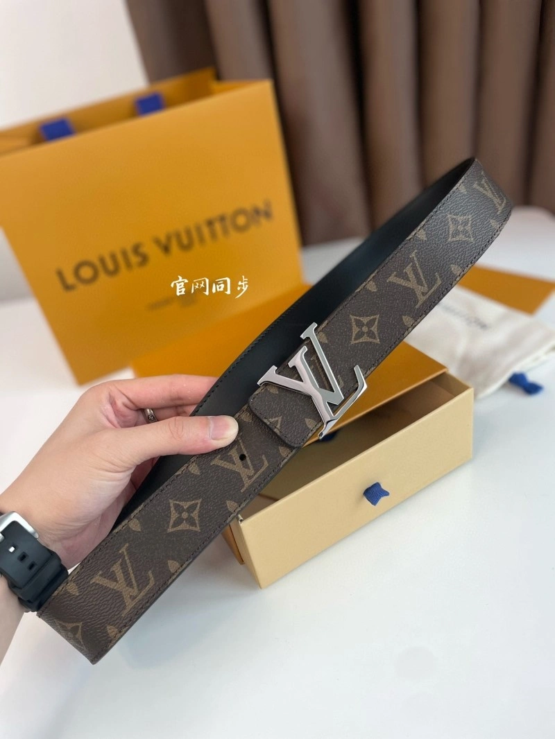 Louis Vuitton Belts Attractive 301394