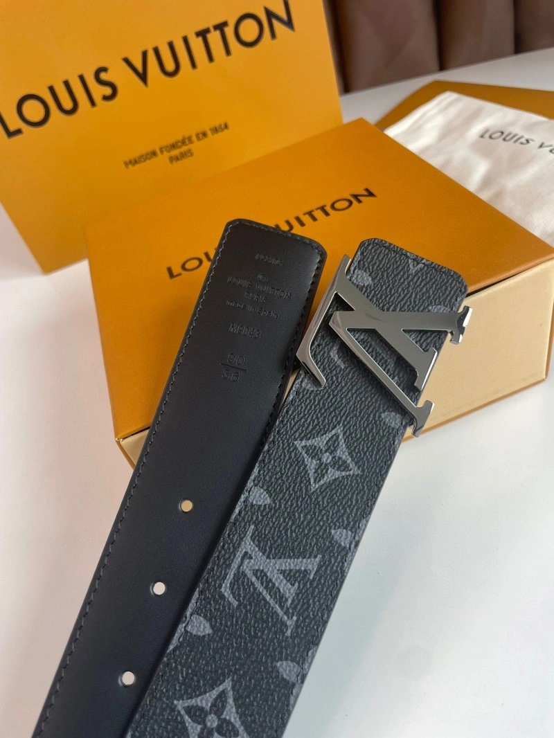 SoftTouch Louis Vuitton Belts 301395