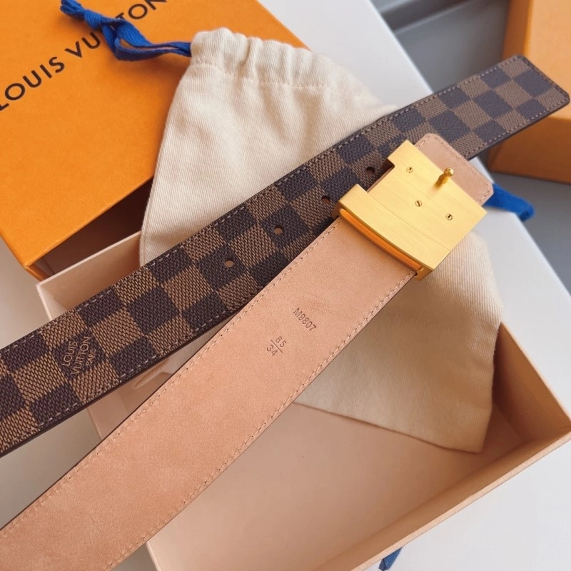 Louis Vuitton Belts Sleek 301402