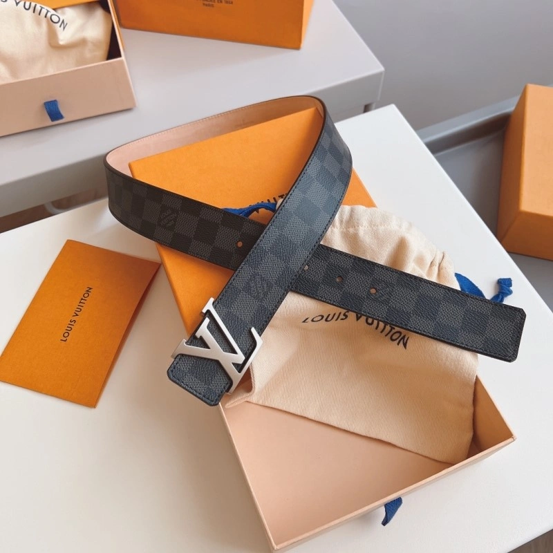 Casual Louis Vuitton Belts 301409