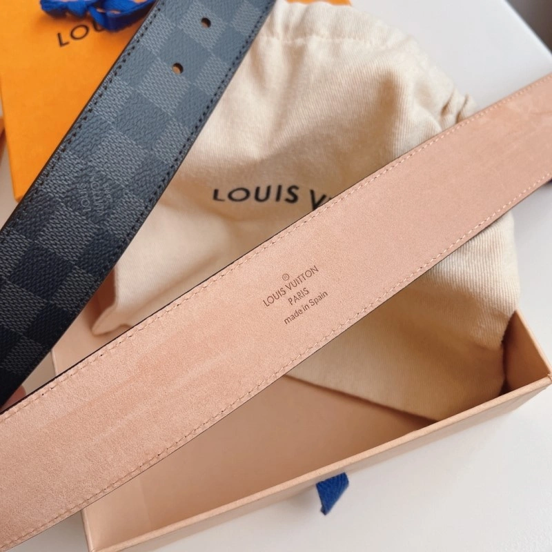 Casual Louis Vuitton Belts 301409