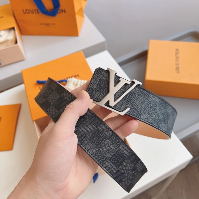 Casual Louis Vuitton Belts 301409