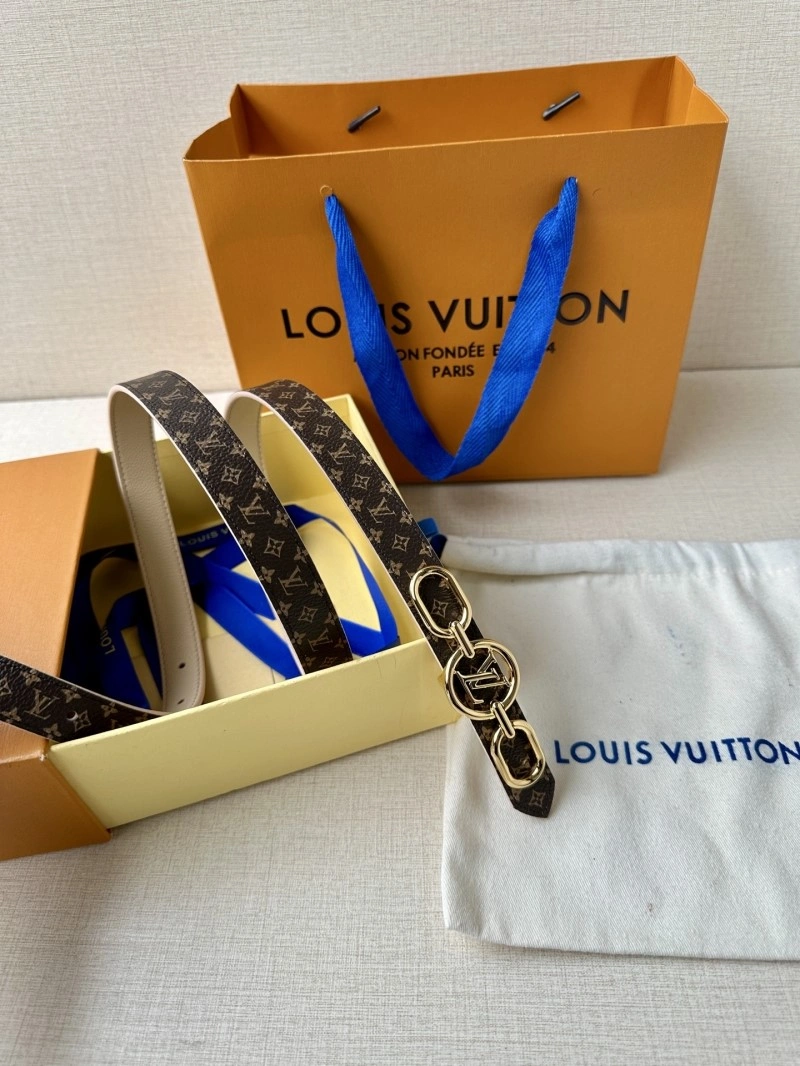 Effortless Louis Vuitton Belts 301411
