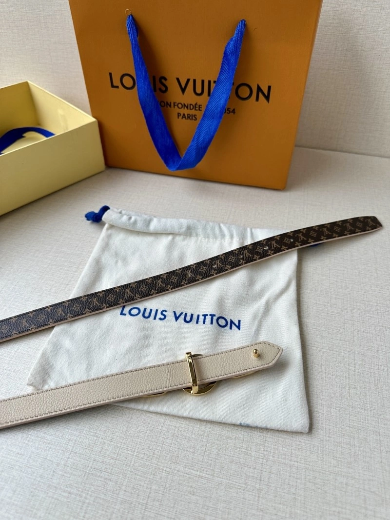 Effortless Louis Vuitton Belts 301411