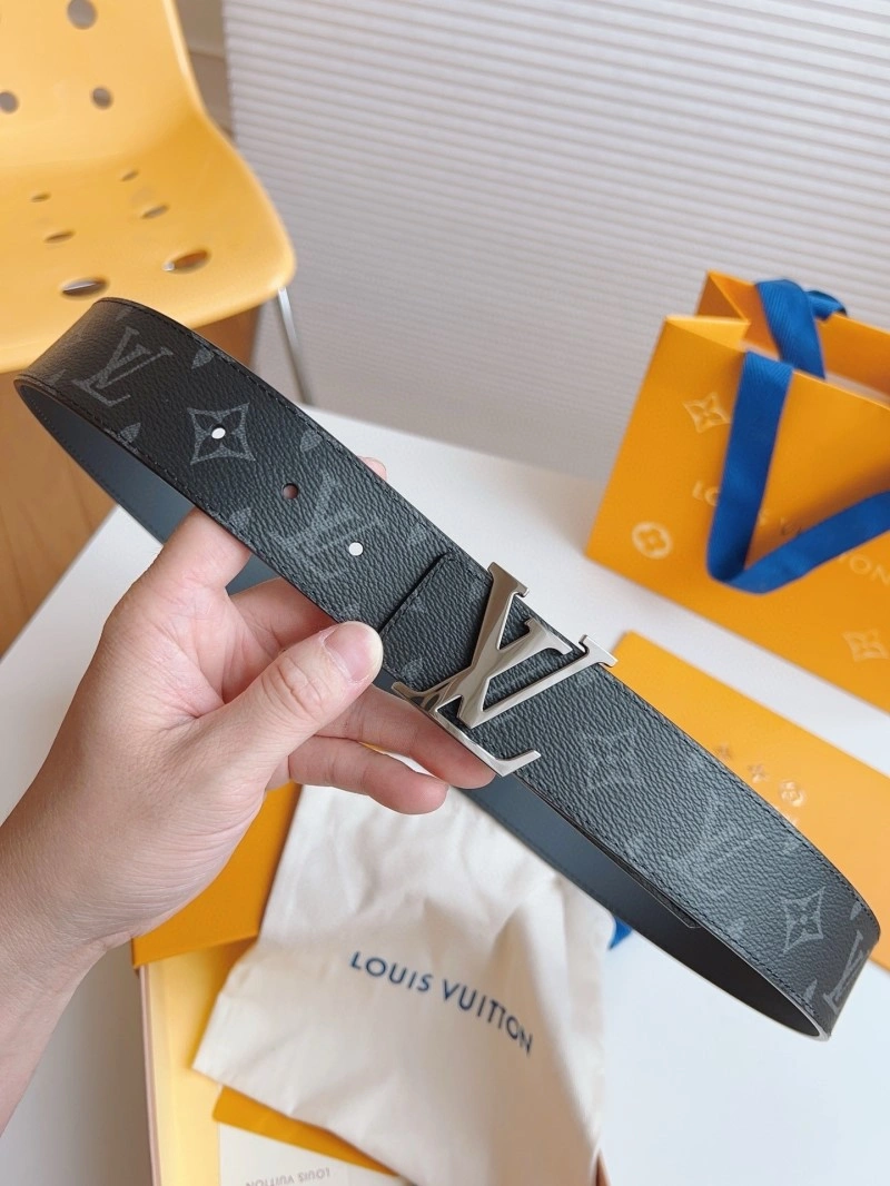 Stylish Louis Vuitton Belts 301384