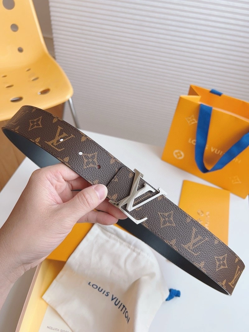 Vibrant Louis Vuitton Belts 301350