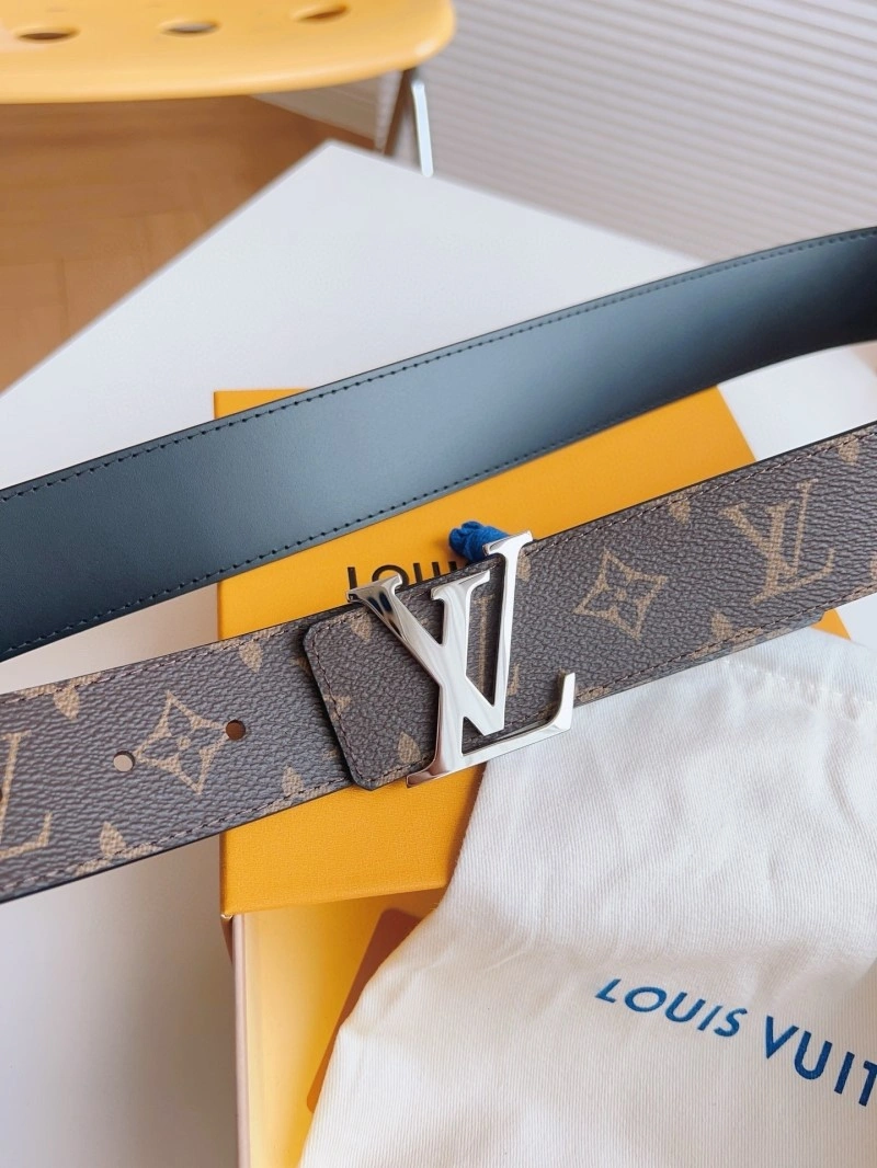 Vibrant Louis Vuitton Belts 301350