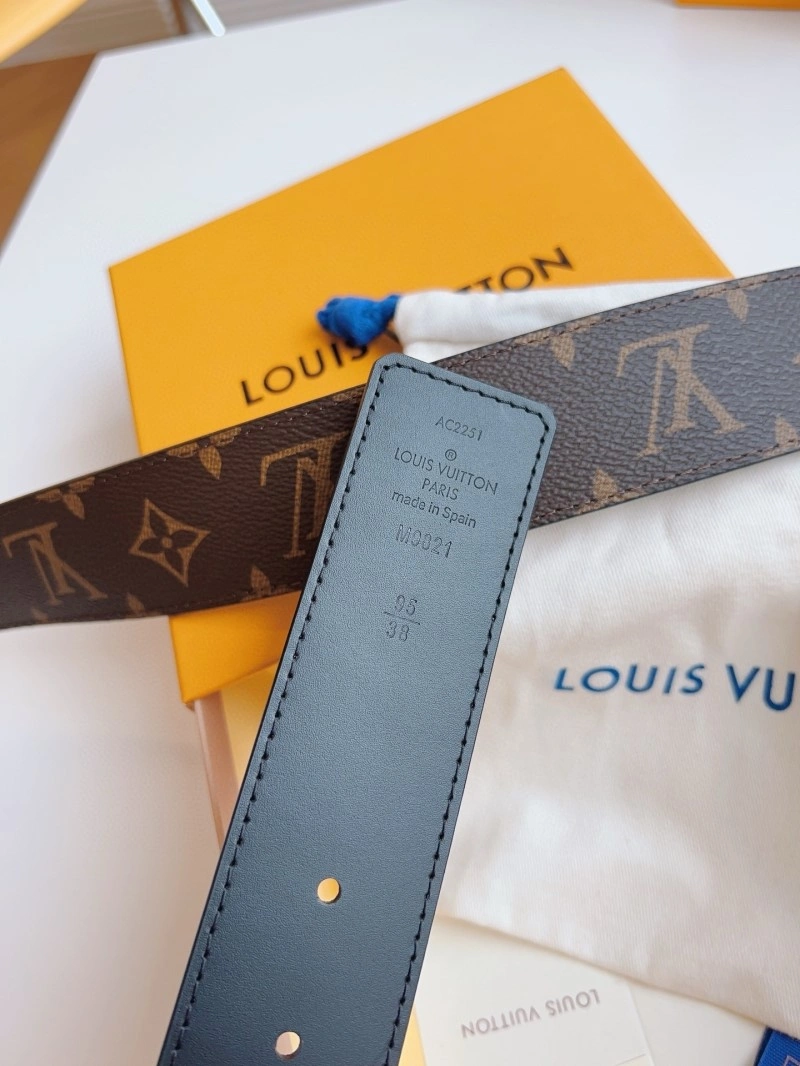 Vibrant Louis Vuitton Belts 301350