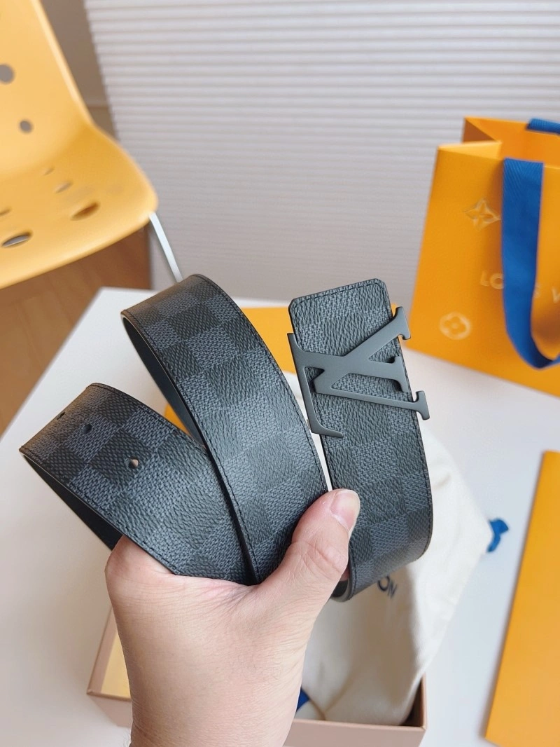 Colorful Louis Vuitton Belts 301368