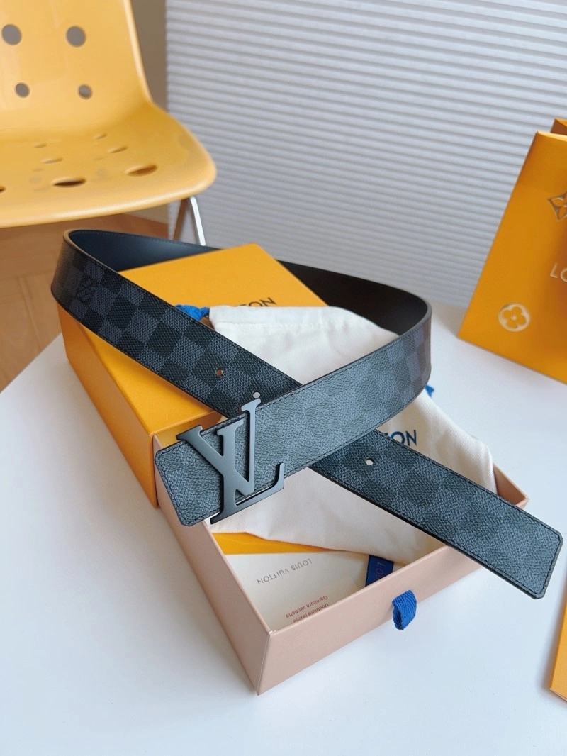 Colorful Louis Vuitton Belts 301368