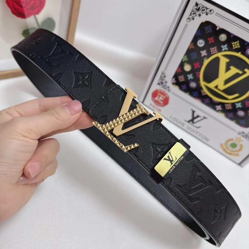 Unique Louis Vuitton Belts 301355