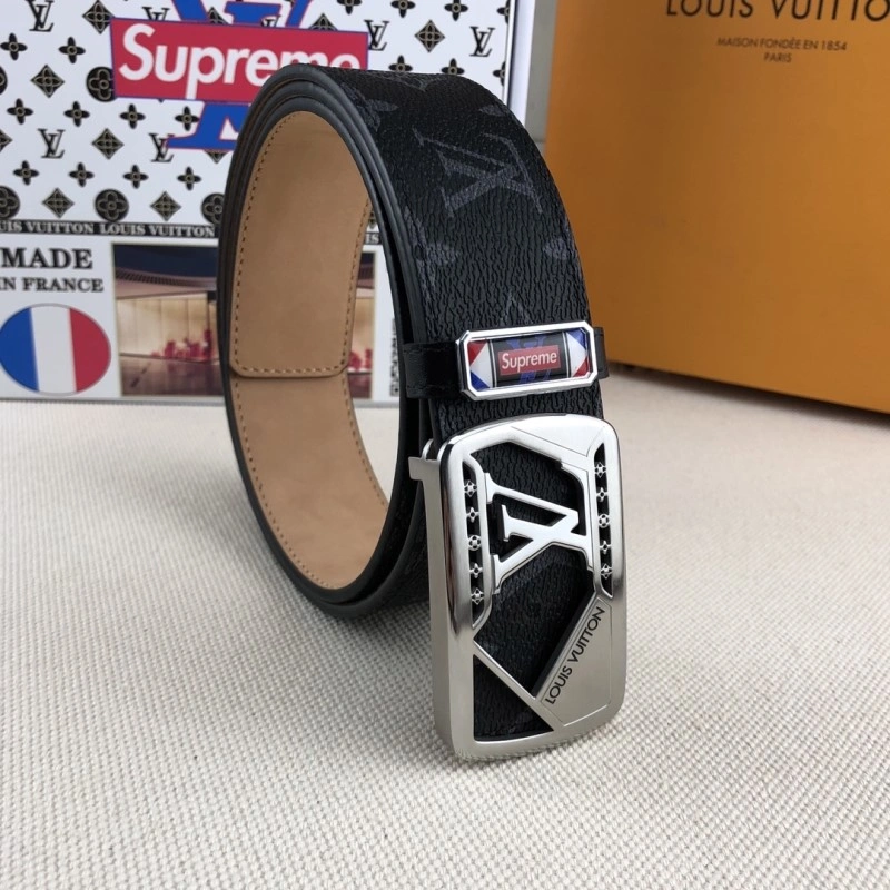 EyeCatching Louis Vuitton Belts 301370