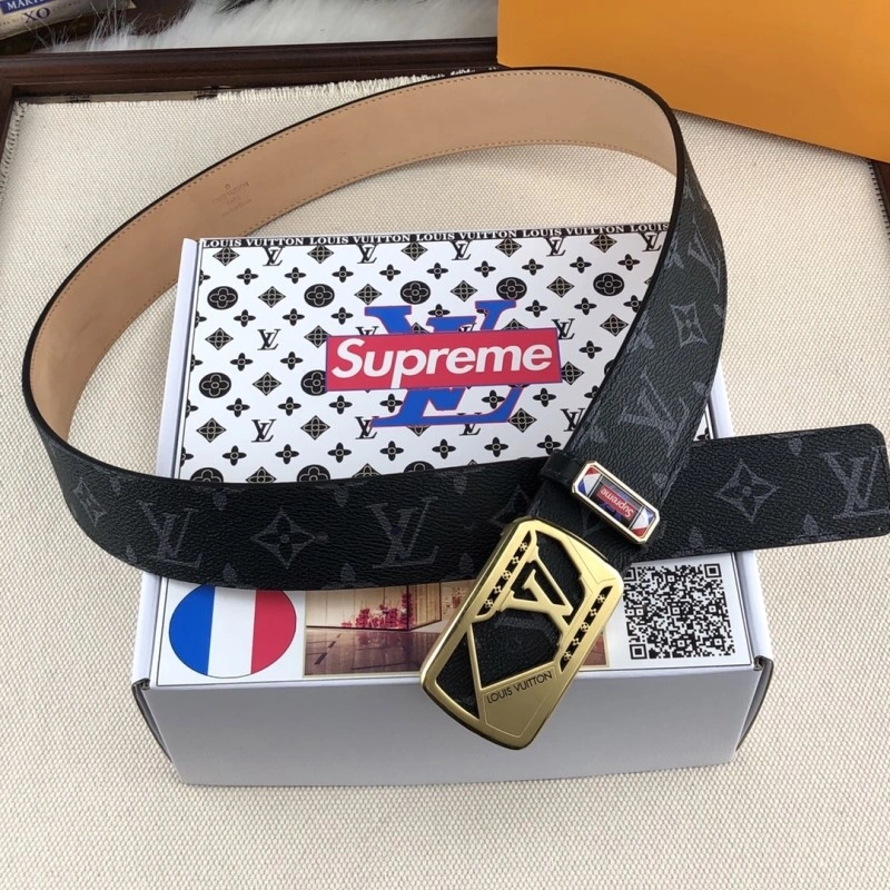 EyeCatching Louis Vuitton Belts 301370