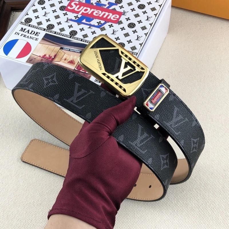 EyeCatching Louis Vuitton Belts 301370